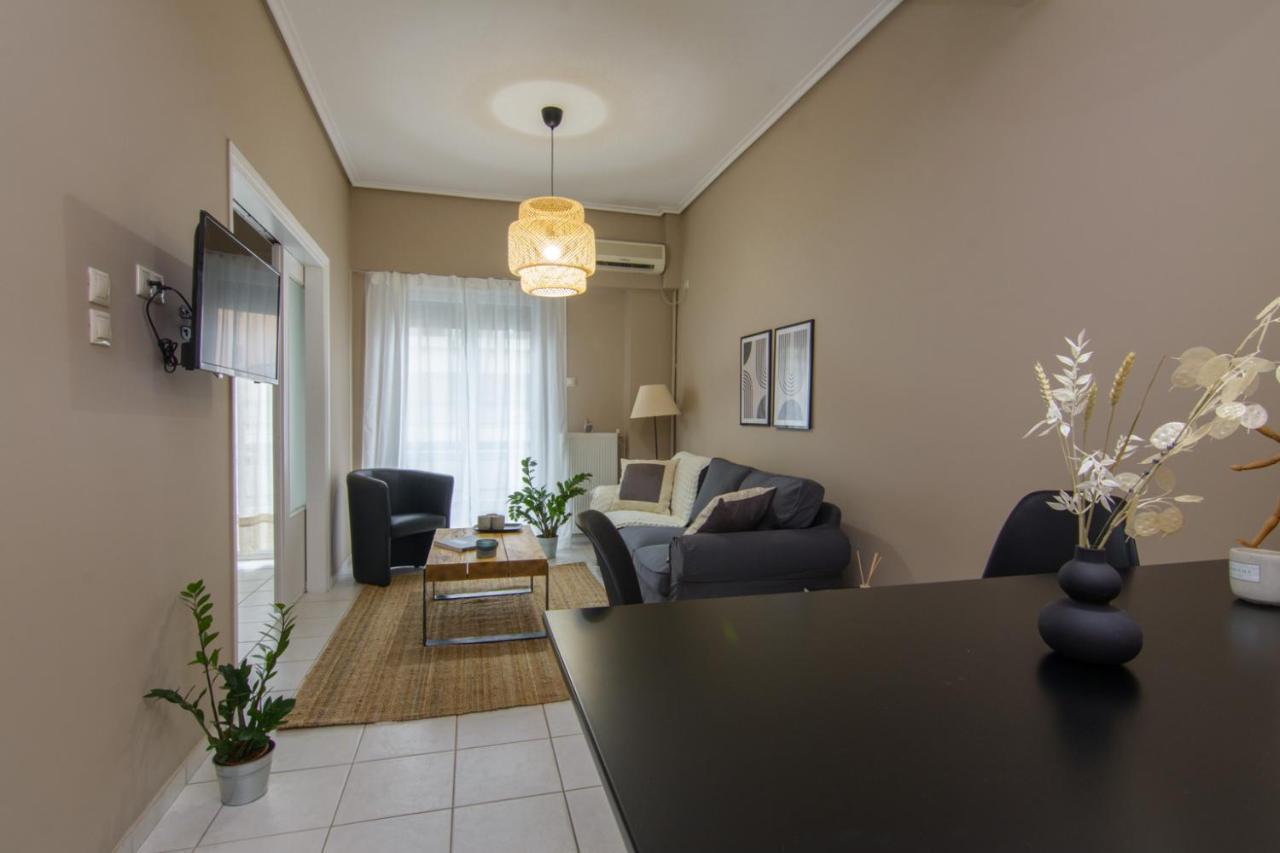 Apt 48, Cozy Apartment In Kalamata City Center Exterior photo